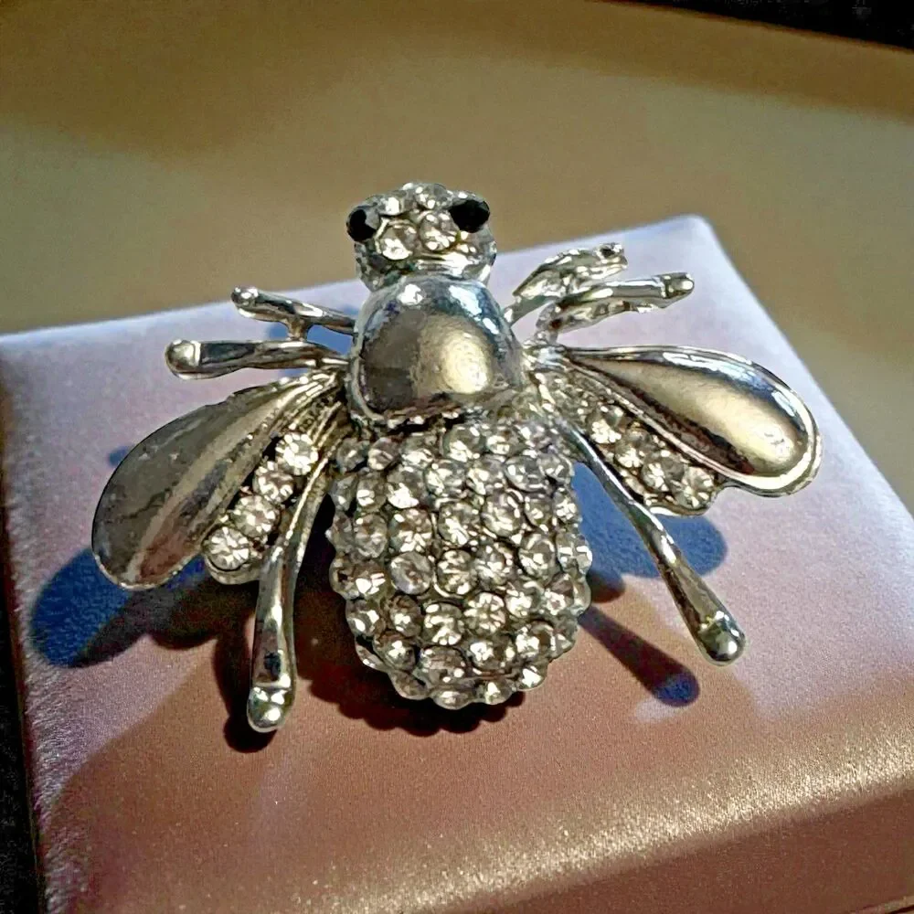 Vintage Rhinestone Bee Brooch Silver Tone 1.25 Inch Insect Pin